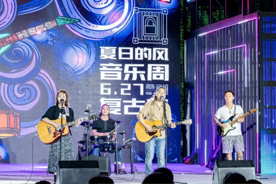 宝安日报：宝企LED显示屏闪耀浙江文旅消费季！mk恩波利足球俱乐部助力打造沉浸式旅游消费氛围