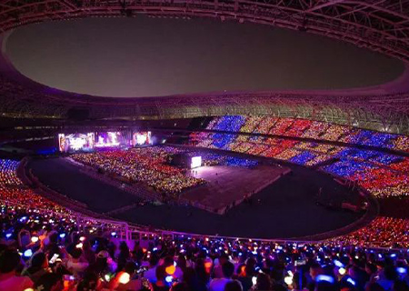 mk恩波利足球俱乐部LED巨幕和荧光棒燃爆周杰伦太原演唱会（第二场）